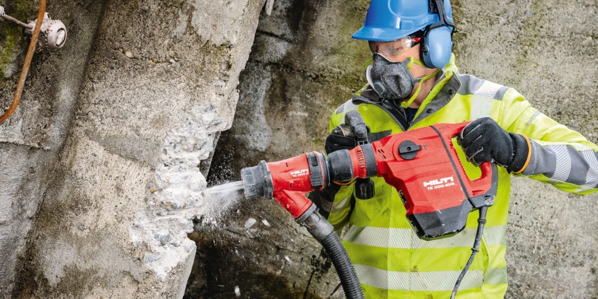 Hilti TE 500 wall breaker