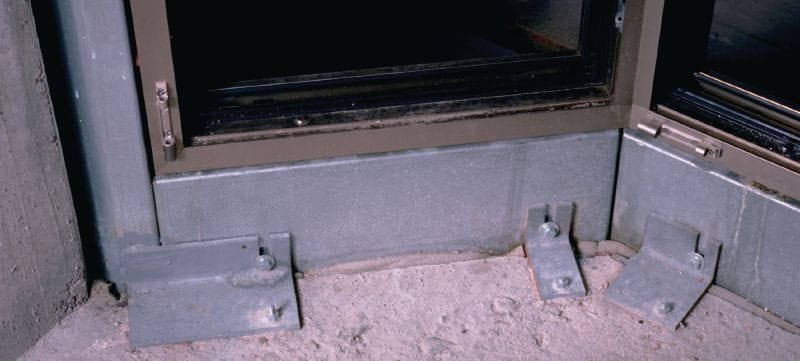 HST3-R BW rozsdamentes acélból készült beütőék Ultimate teljesítményű rögzítőék magas követelményeket támasztó statikus és szeizmikus terhelésekhez, repedezett betonhoz (A4 rozsdamentes acél, nagy alátét) Alkalmazások 1